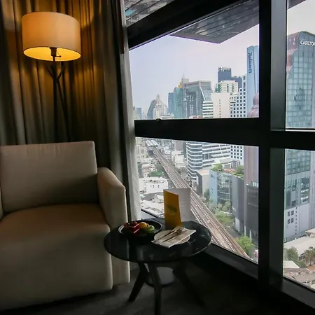 Holiday Inn Bangkok Sukhumvit By Ihg Extérieur photo