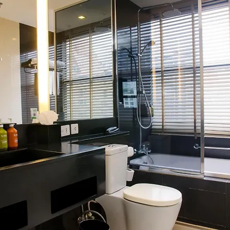 Holiday Inn Bangkok Sukhumvit By Ihg Extérieur photo